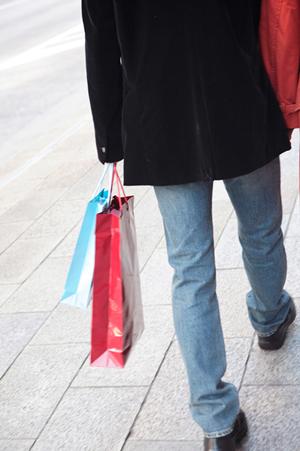 池袋で高品質な中古ブランドバッグと古着を手軽に購入・査定できるWonderREX